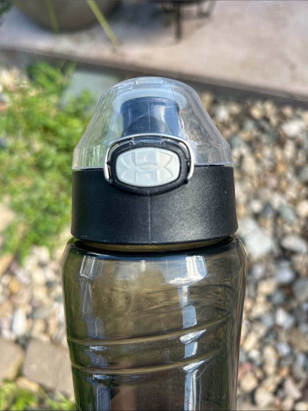 Under Armour Smoke Gray Plastic Flip Top Water Bottle 
24 oz - Picture 7 of 11
